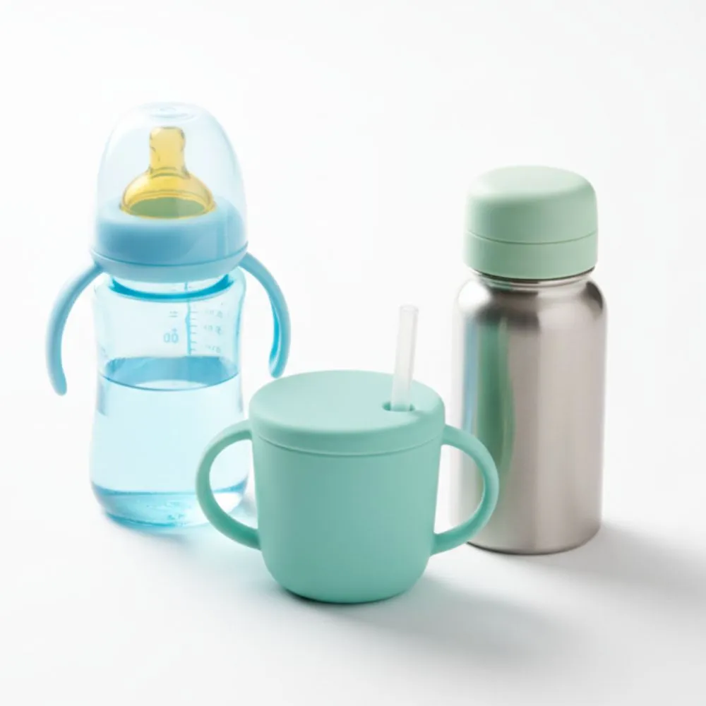 Water Bottles & Cups category